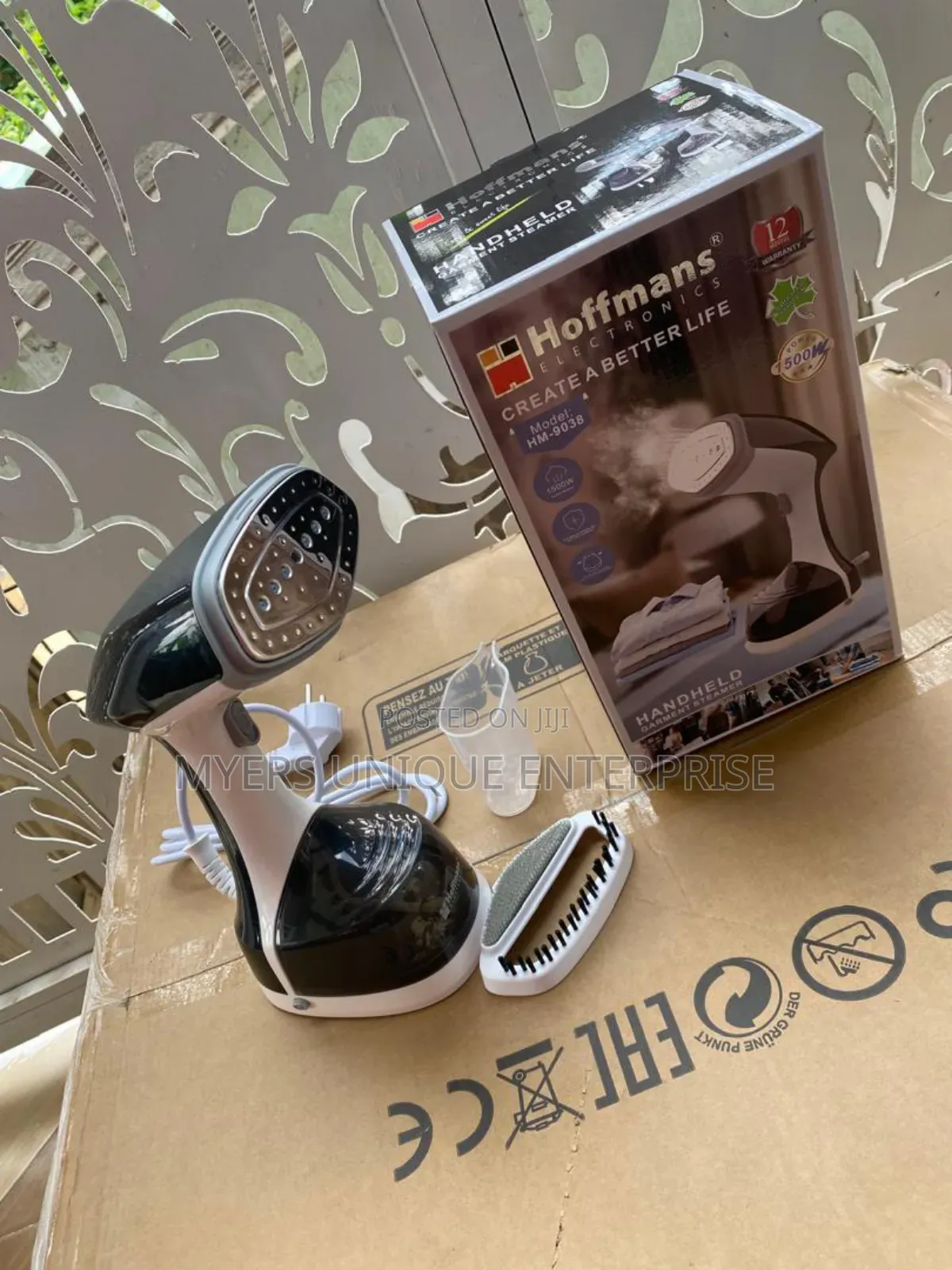 Compact Handheld Steam Iron