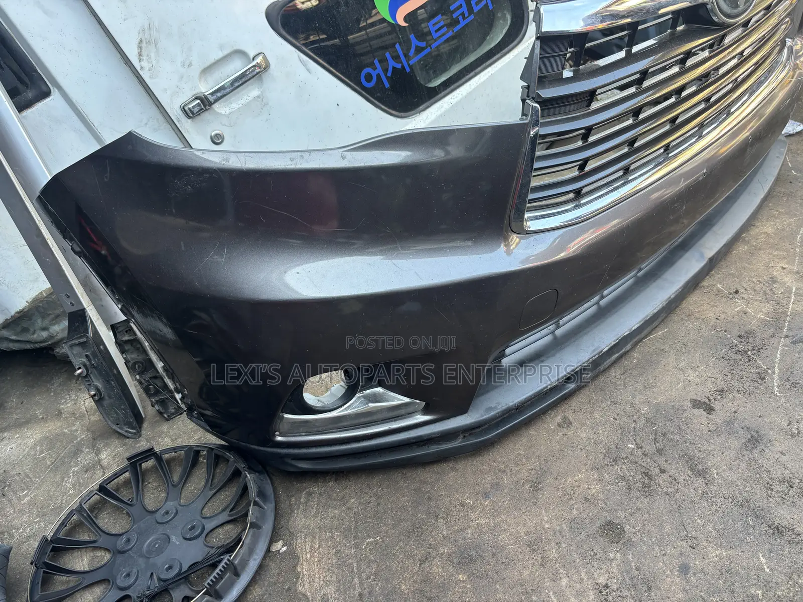 Toyota Highlander 2017-2019 Front Bumper Complete