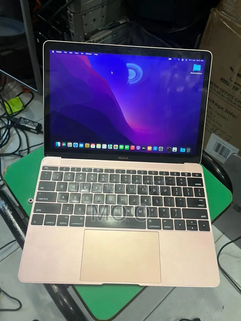 Laptop Apple MacBook 2016 8GB Intel Core I5 SSD 256GB