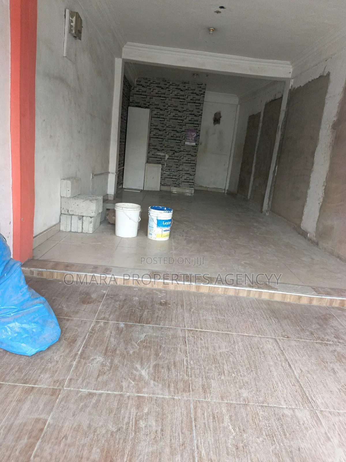 Spacious Shop for Rent