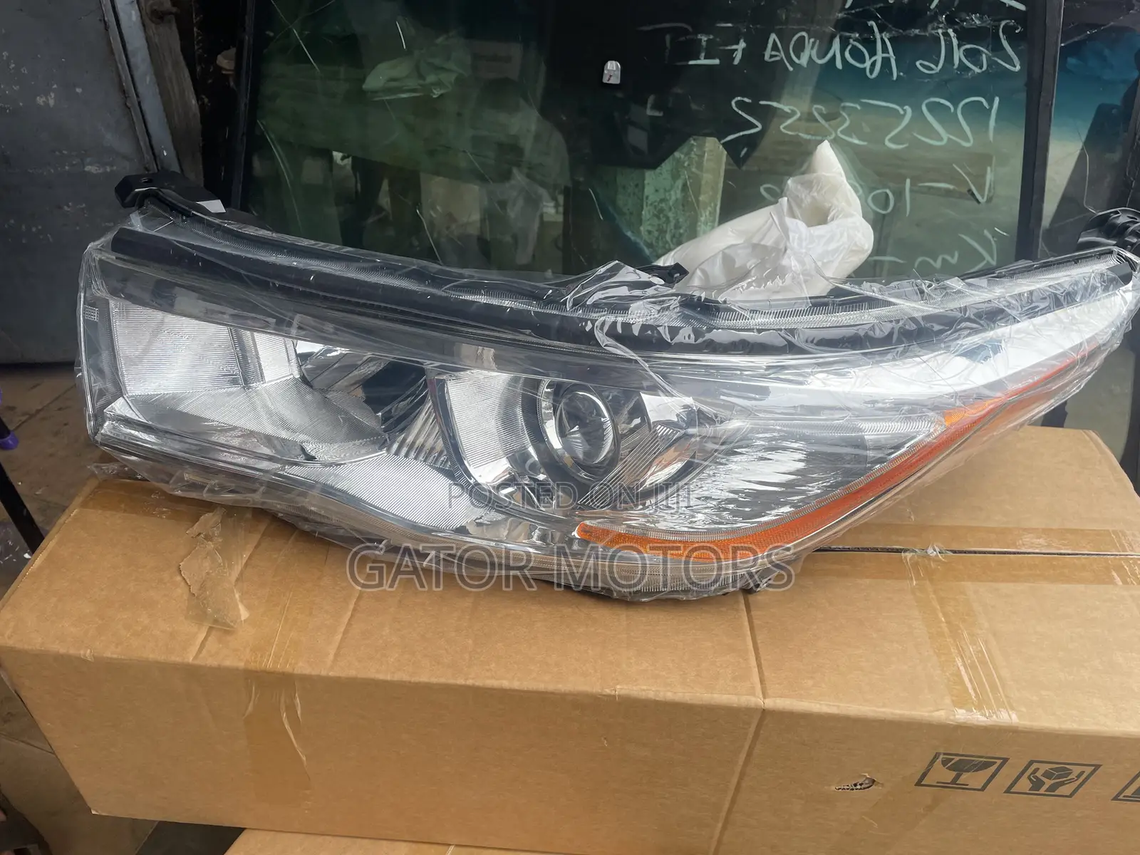 Highlander 2013,2014,2015 Headlights (Pair)