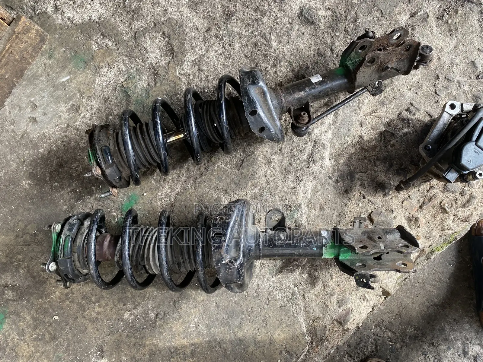 Honda Cr-v 2008 to 2016 Front Shocks Absorber.