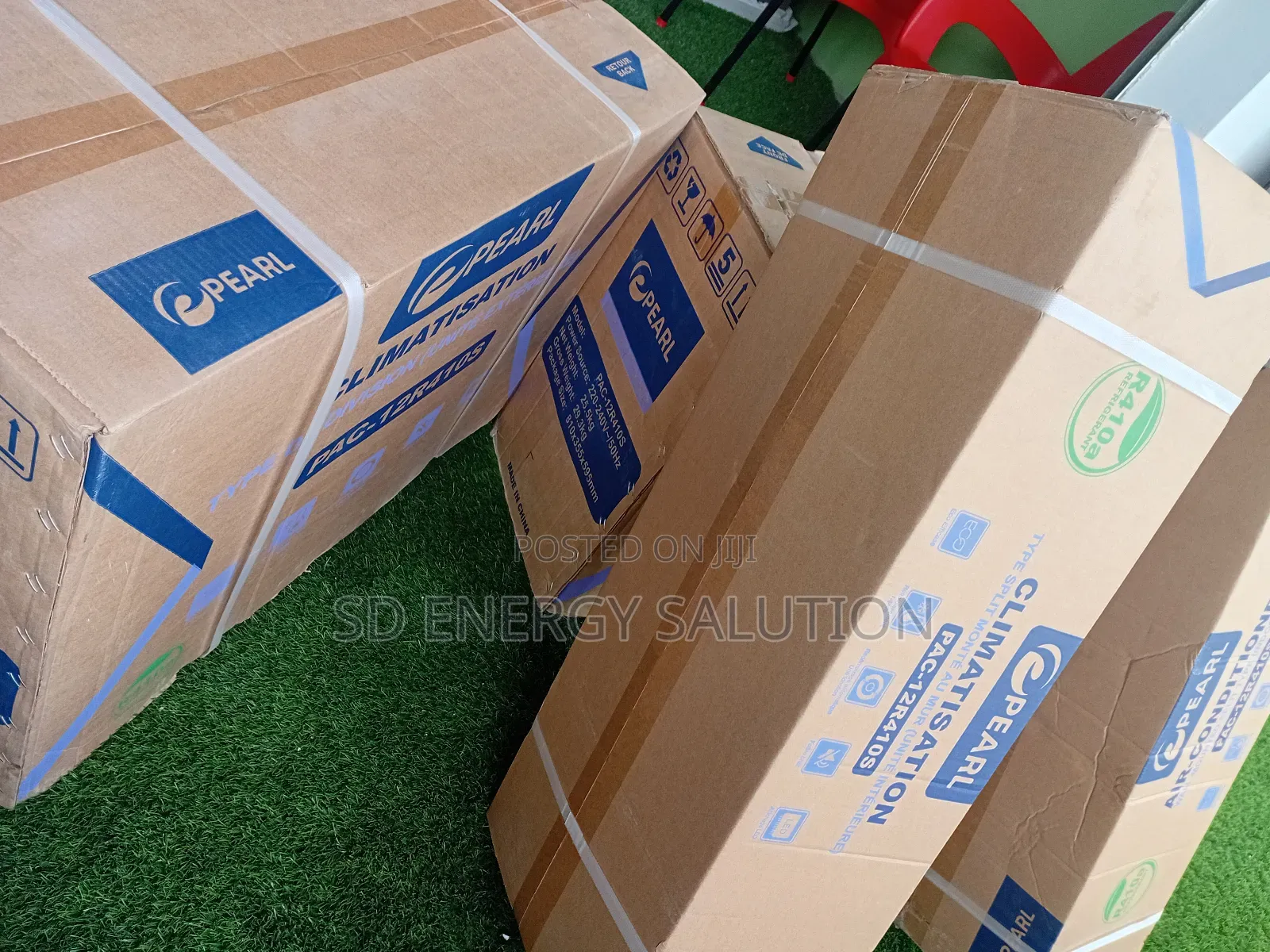 Vibrant 1.5hp Split Pearl Air Conditioner System Display