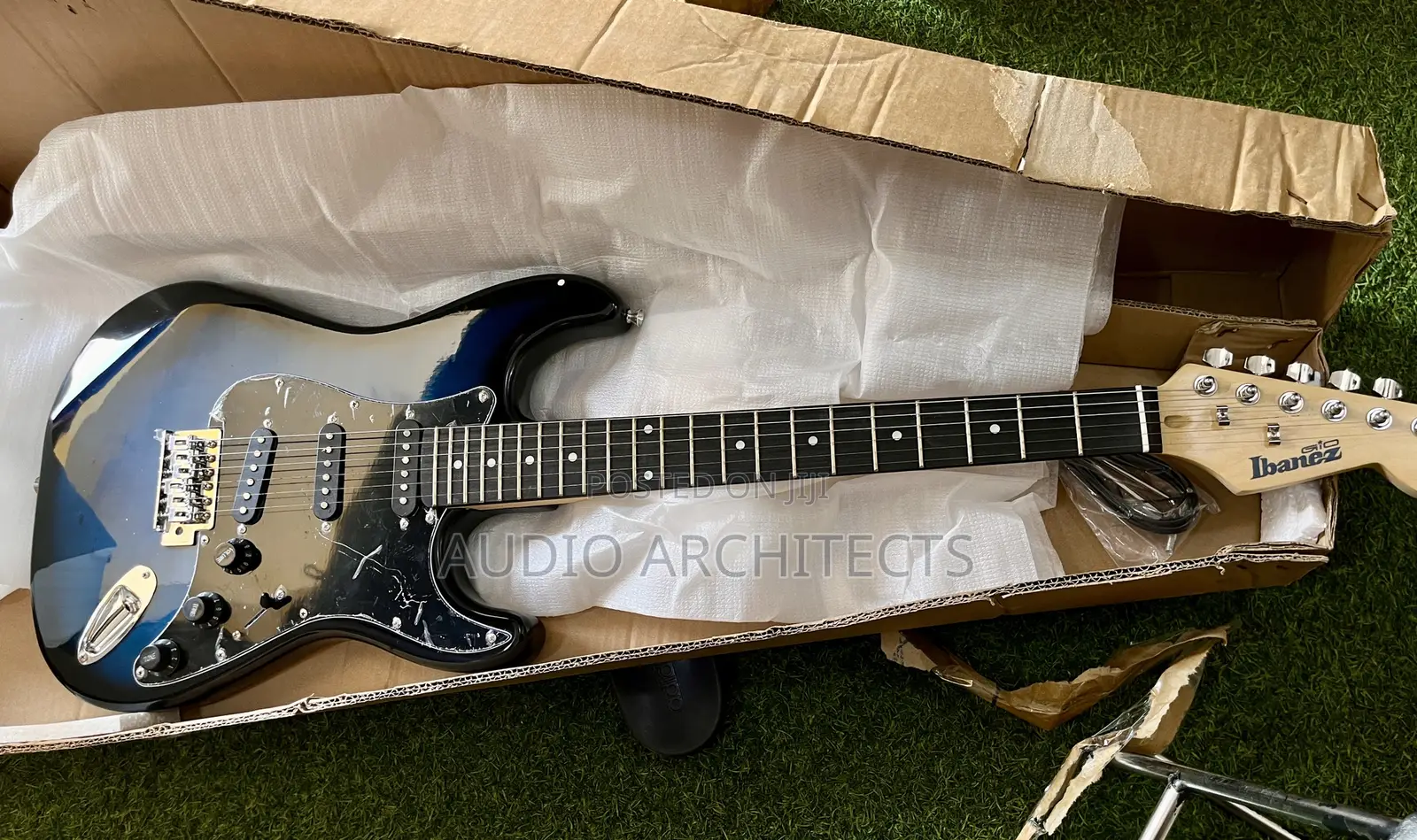 Lead Guitar (Electric Guitar)