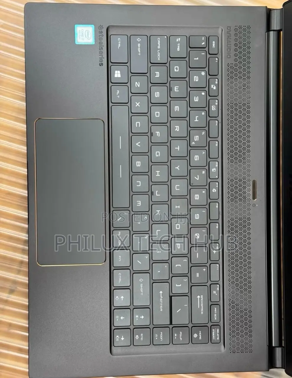 Laptop MSI GS65 Stealth Thin 8RE 16GB Intel Core I7 SSD 512GB