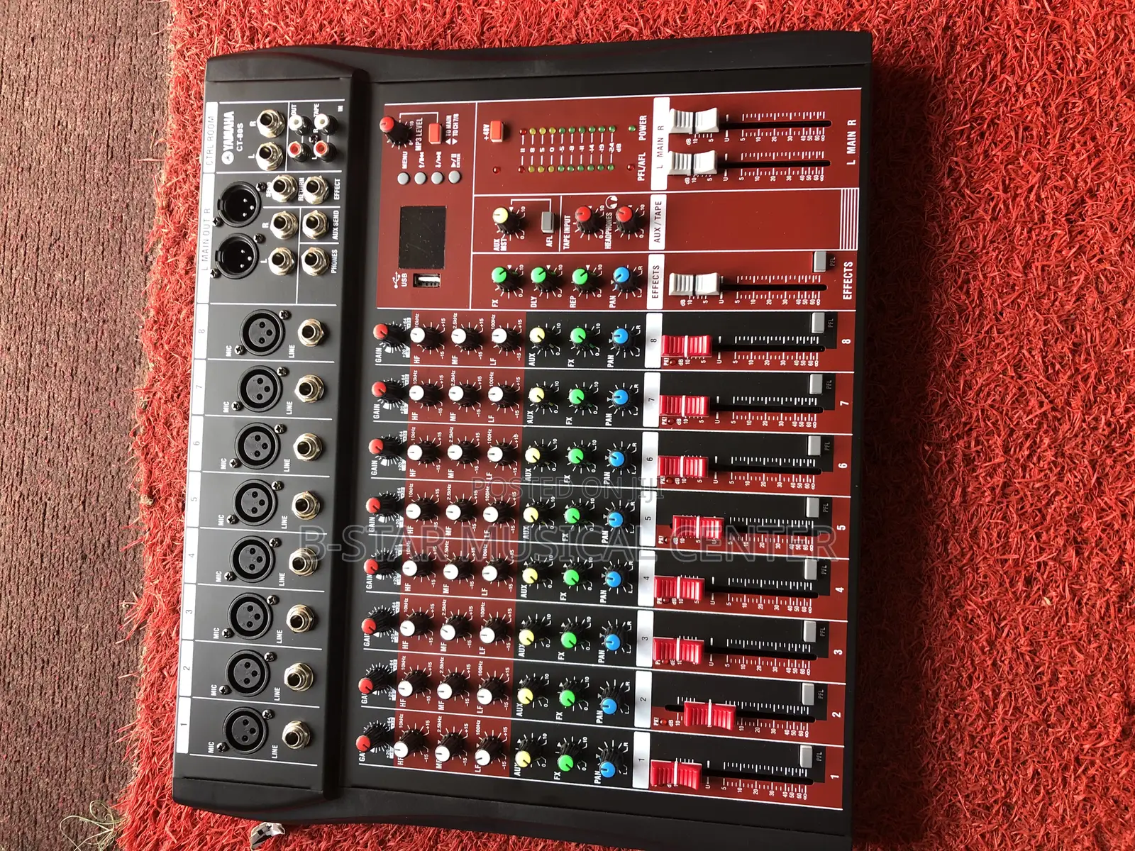 Yamaha 8 Channel Mixer