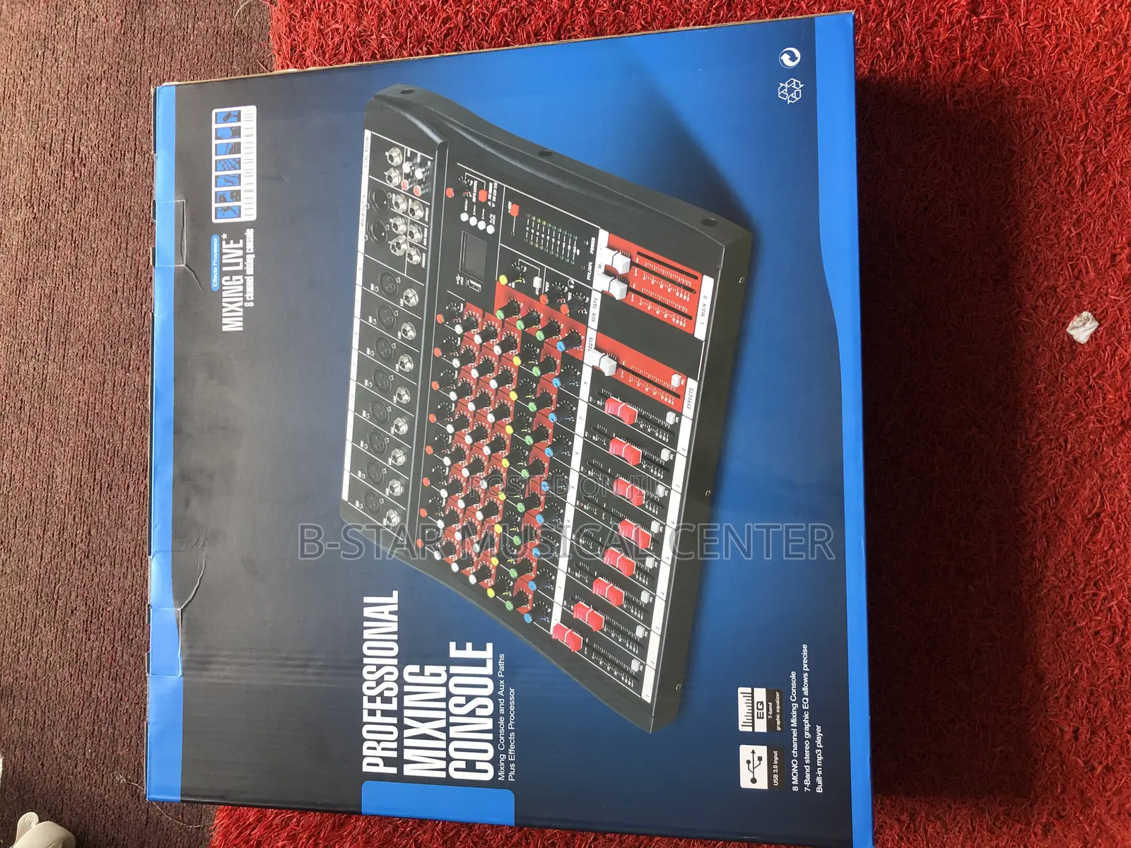 Yamaha 8 Channel Mixer