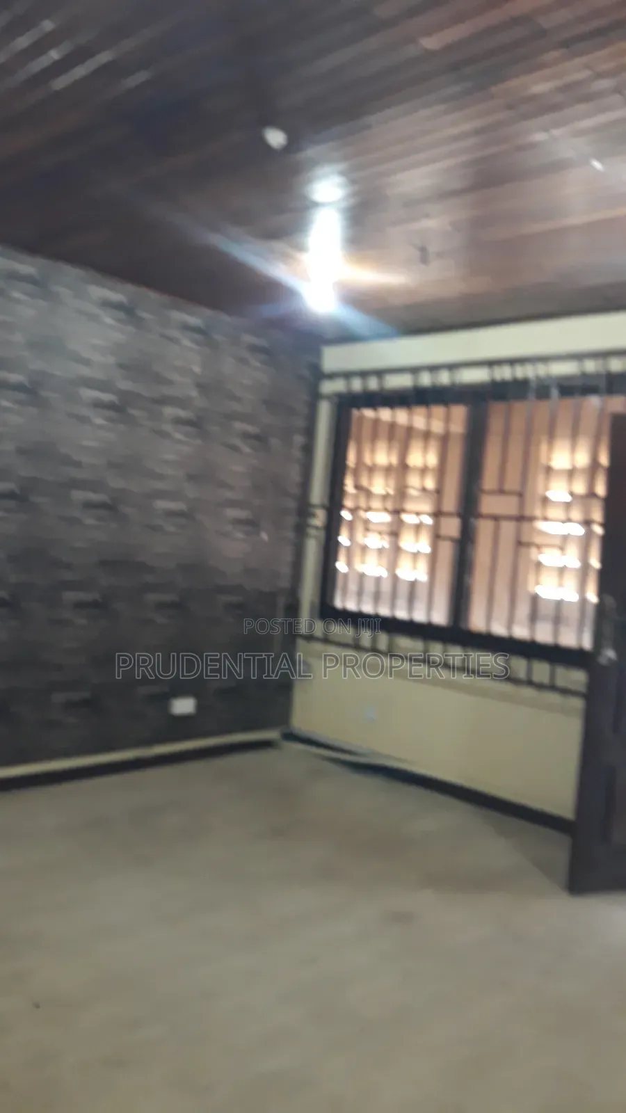 6 Room Office Space for Rent at Lapaz