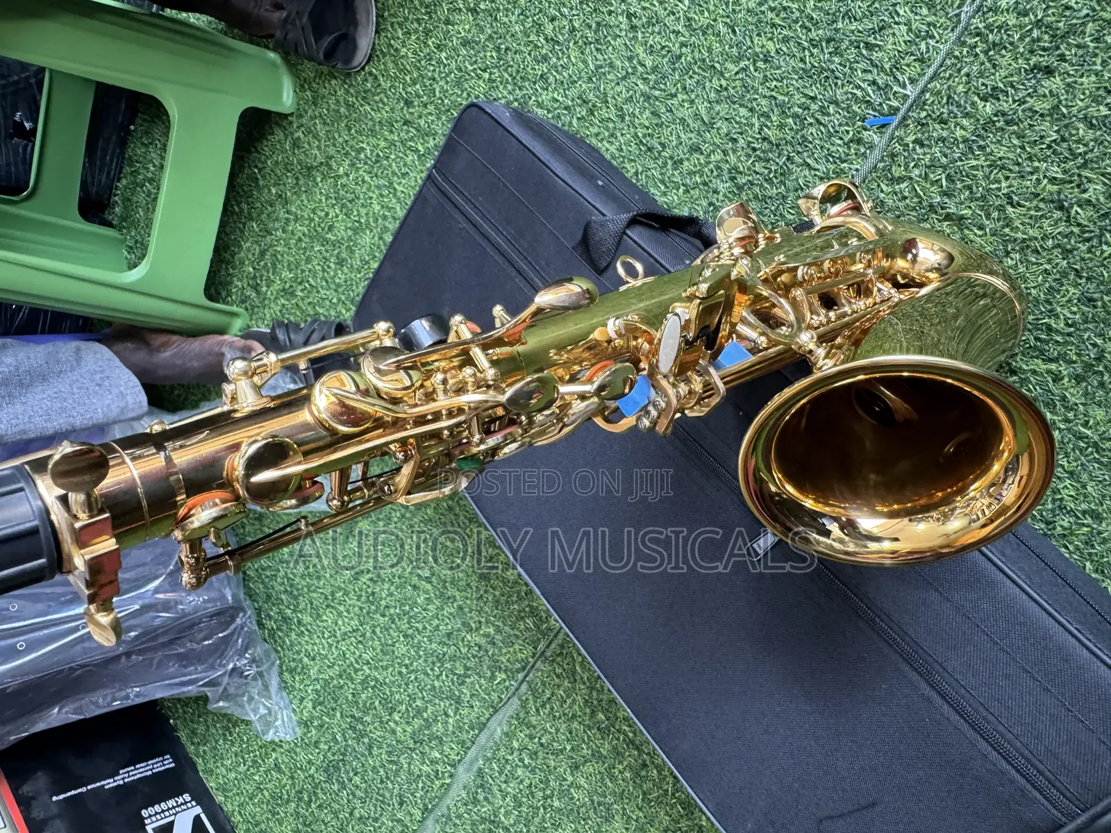Saxophone/Alto- Suck