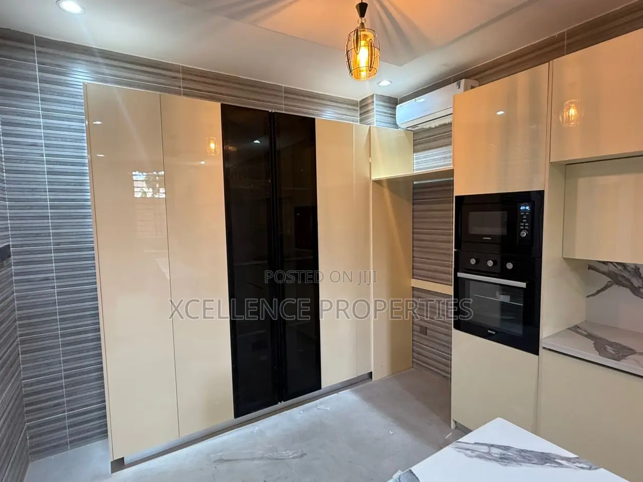 5bdrm Duplex in Xcellence Properties, Lartebiokorshie for sale