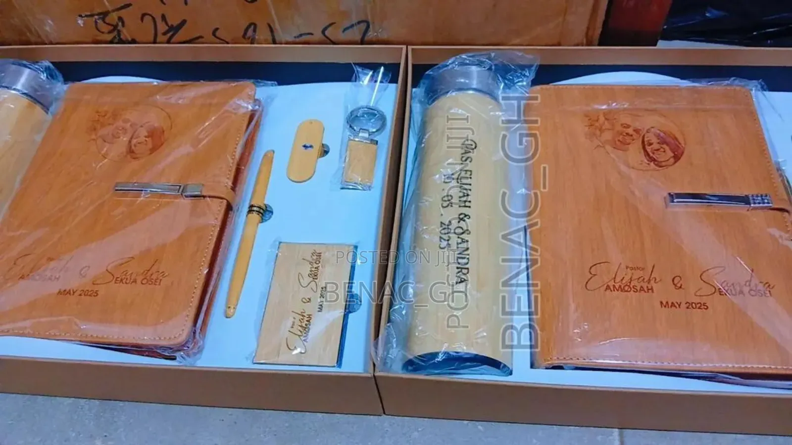 6 in 1 Gift Set as Souvenirs