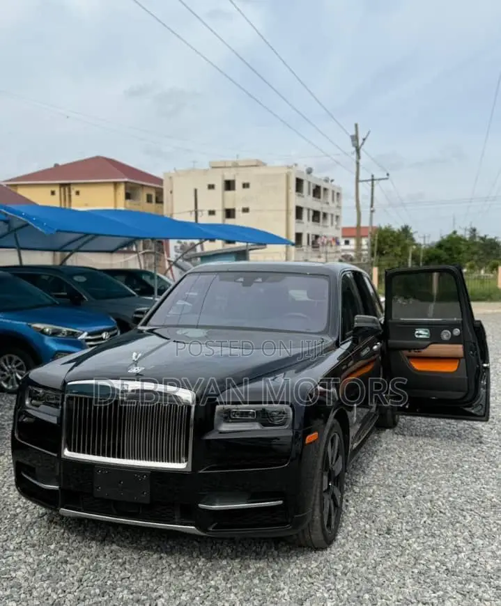 Rolls-Royce Cullinan Base 2020 Black