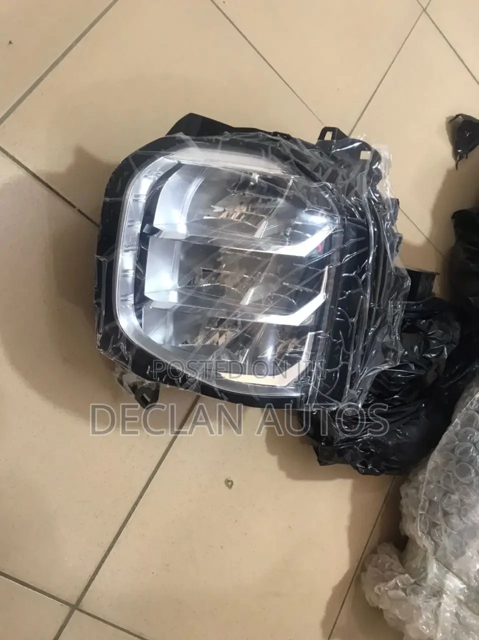 Mitsubishi Outlander 2024 Headlight Available