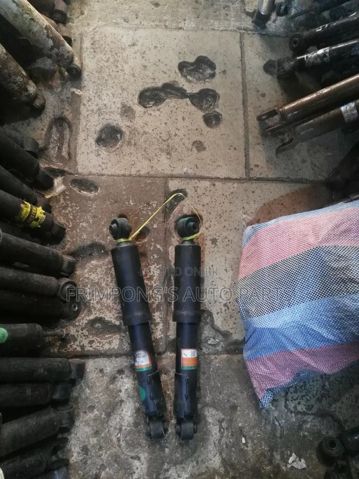 Toyota Rav 4 2017 Back Shocks Absorbers