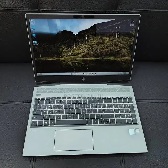 Laptop HP ZBook 15 32GB Intel Core i7 SSD 512GB