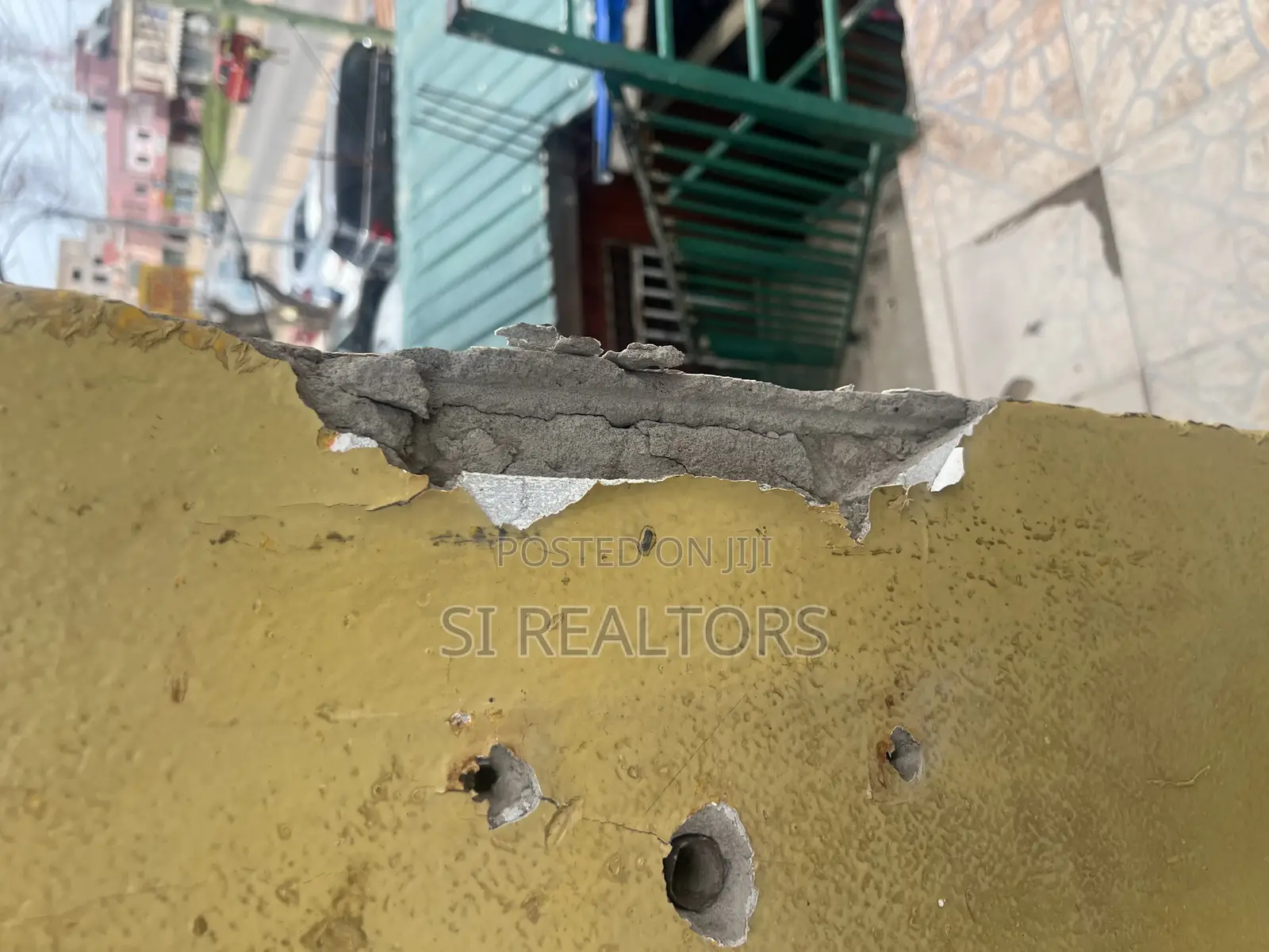 12bdrm Apartment in Community 18, Lashibi for sale