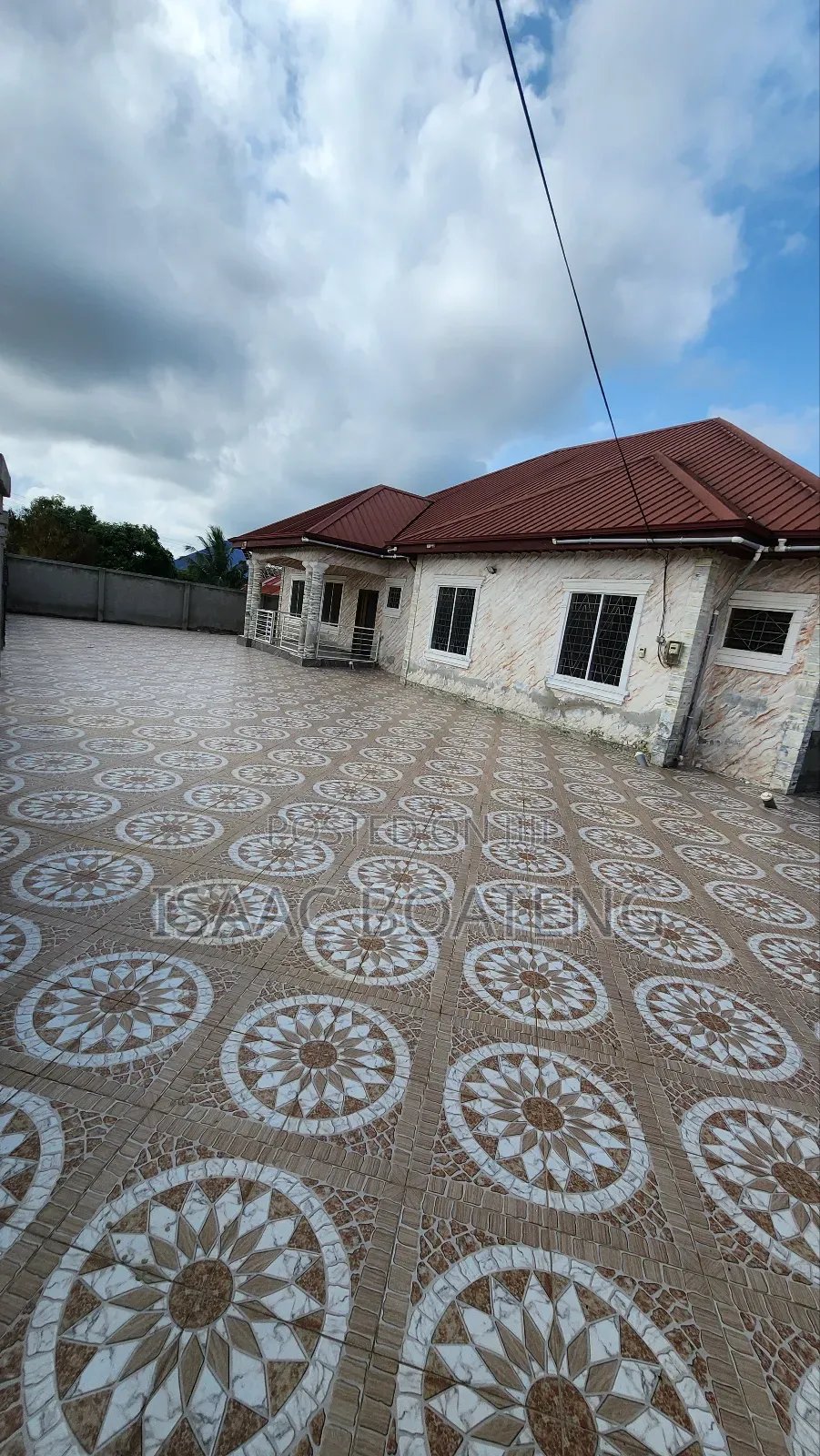 5bdrm House in Happy Street Estate, Ejisu-Juaben Municipal for sale