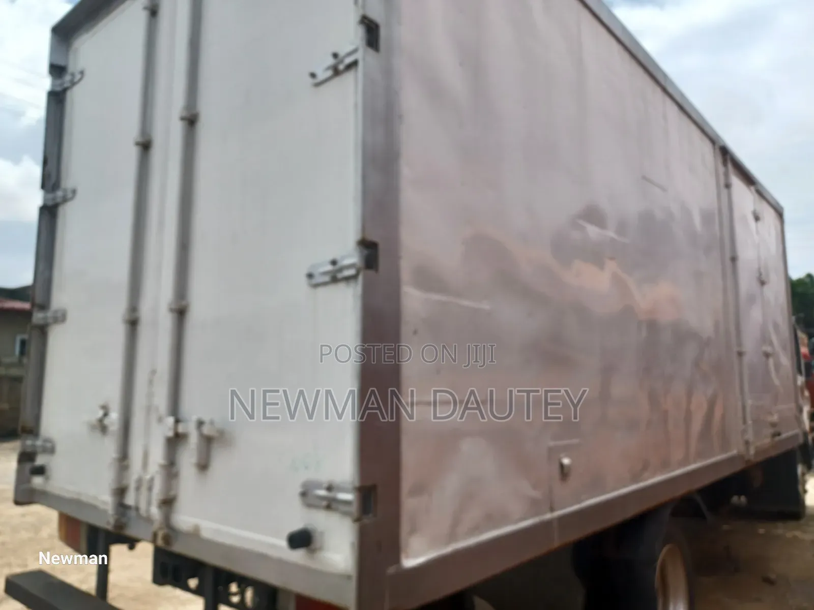 Hyundai 5 Ton Container