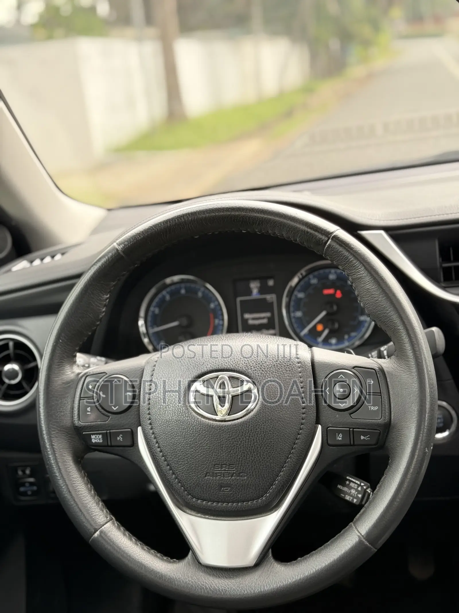 Toyota Corolla SE 4dr Sedan (1.8L 4cyl CVT) 2017 Gray