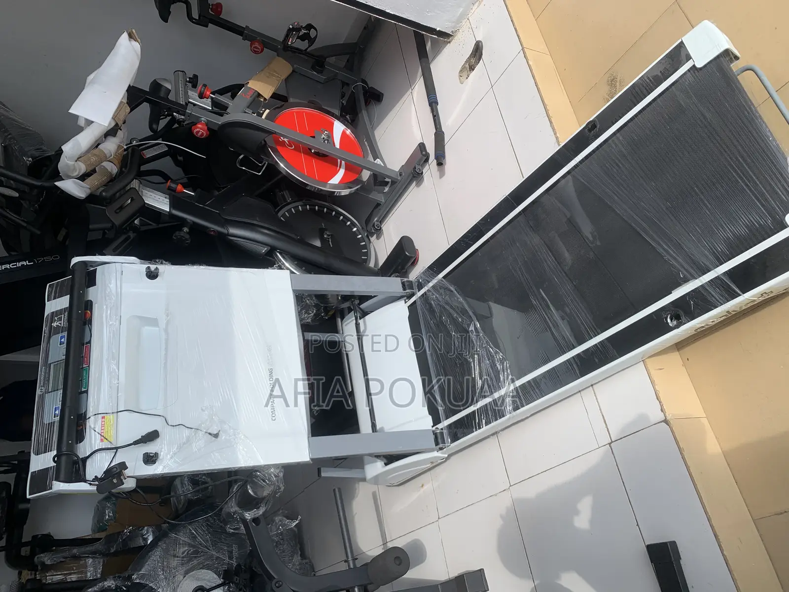 Compact Horizon Treadmill 125kg