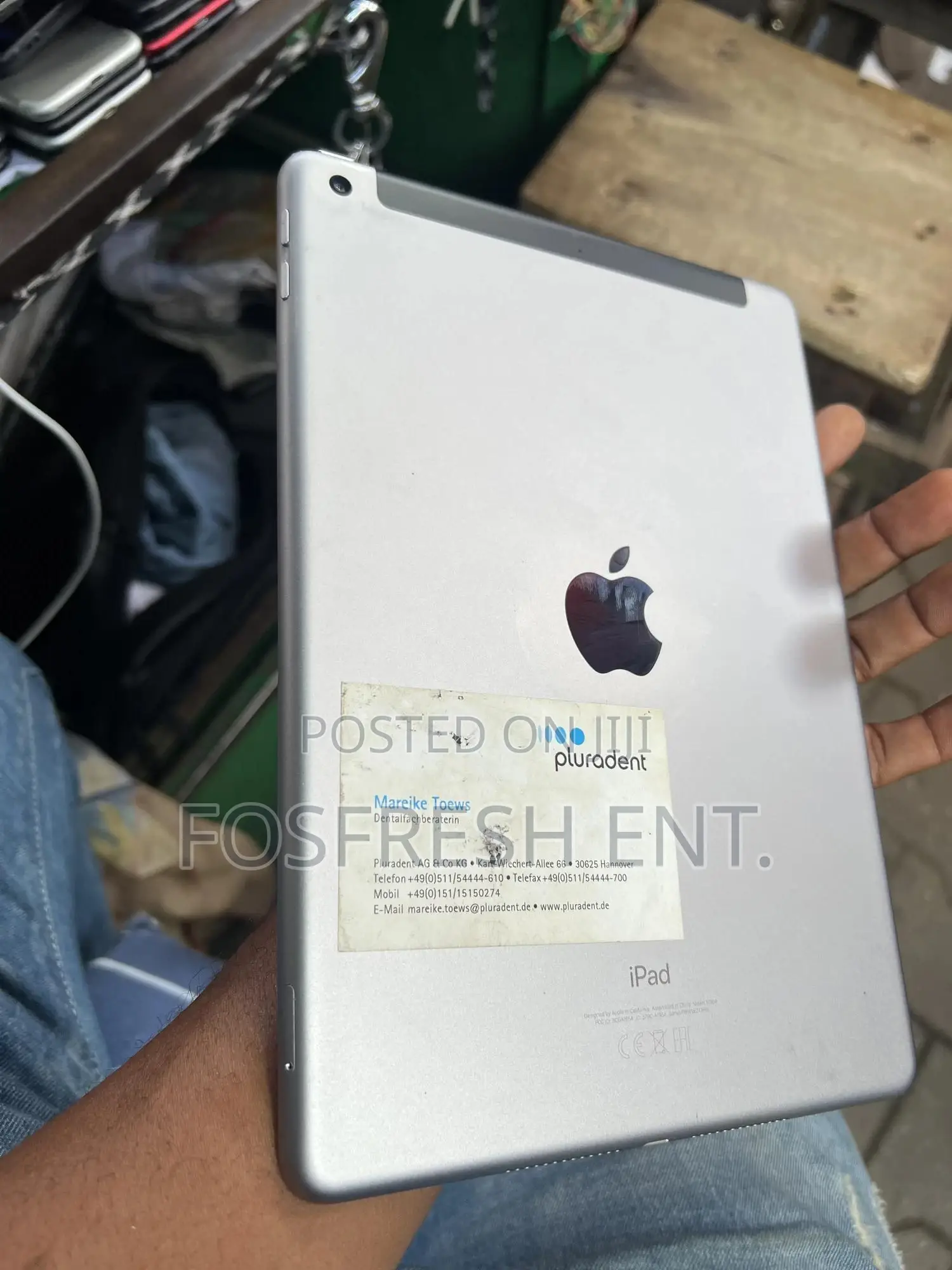 Apple iPad 9.7 32 GB Silver