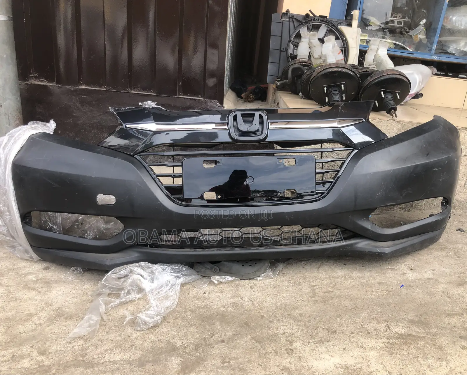 HRV Front Bumper With Grilles/Shells 2014,2015,2016,2017-18