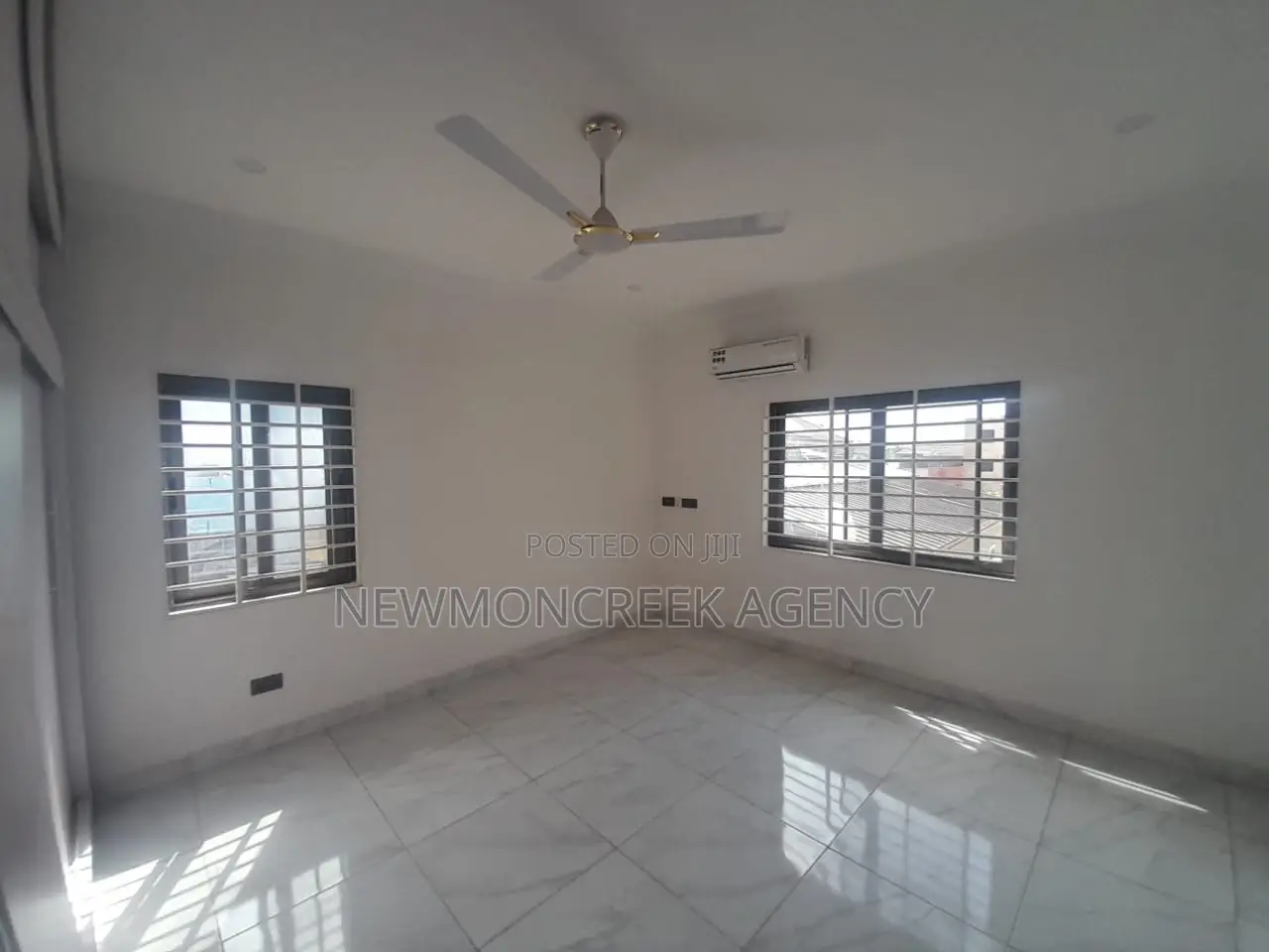 4bdrm Condo in Adenta Sda for sale