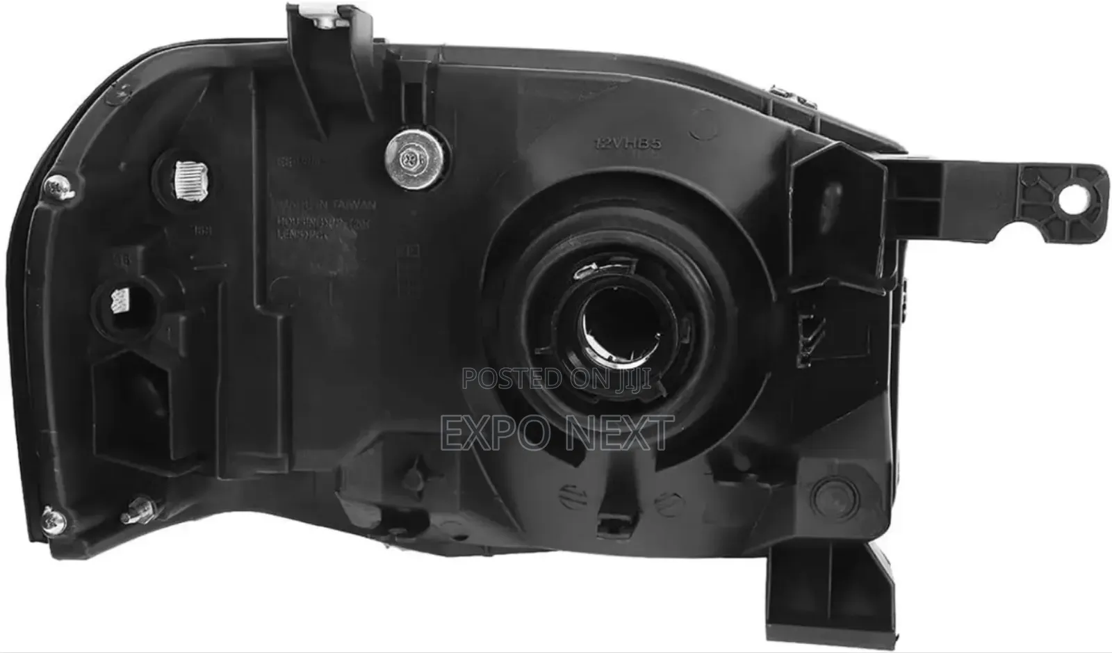 Nissan Frontier 2001-2004 Head Light