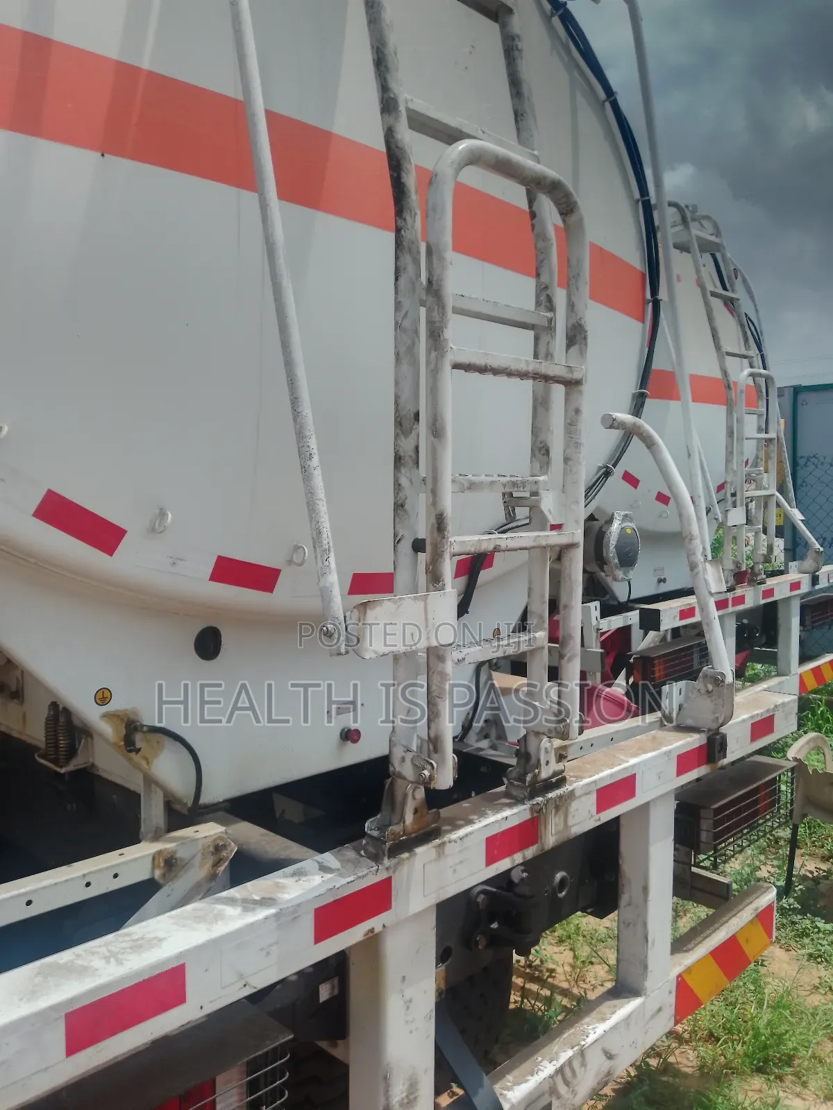 Fuel Tankers ,20000liters 27,000liters for Sale