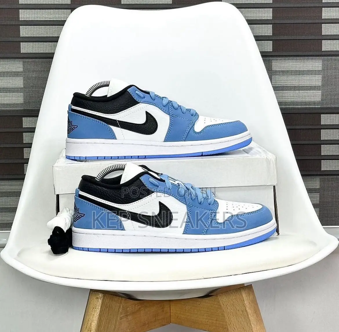 Air Jordan 1 Low Unc Blue