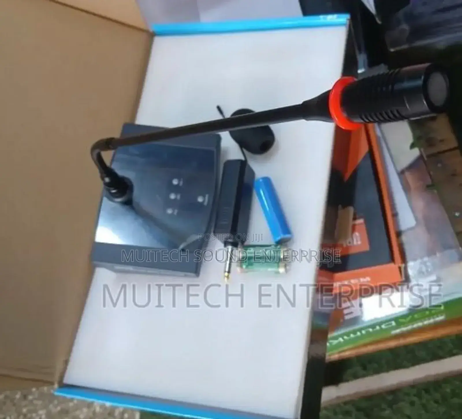Wireless Conference Microphone