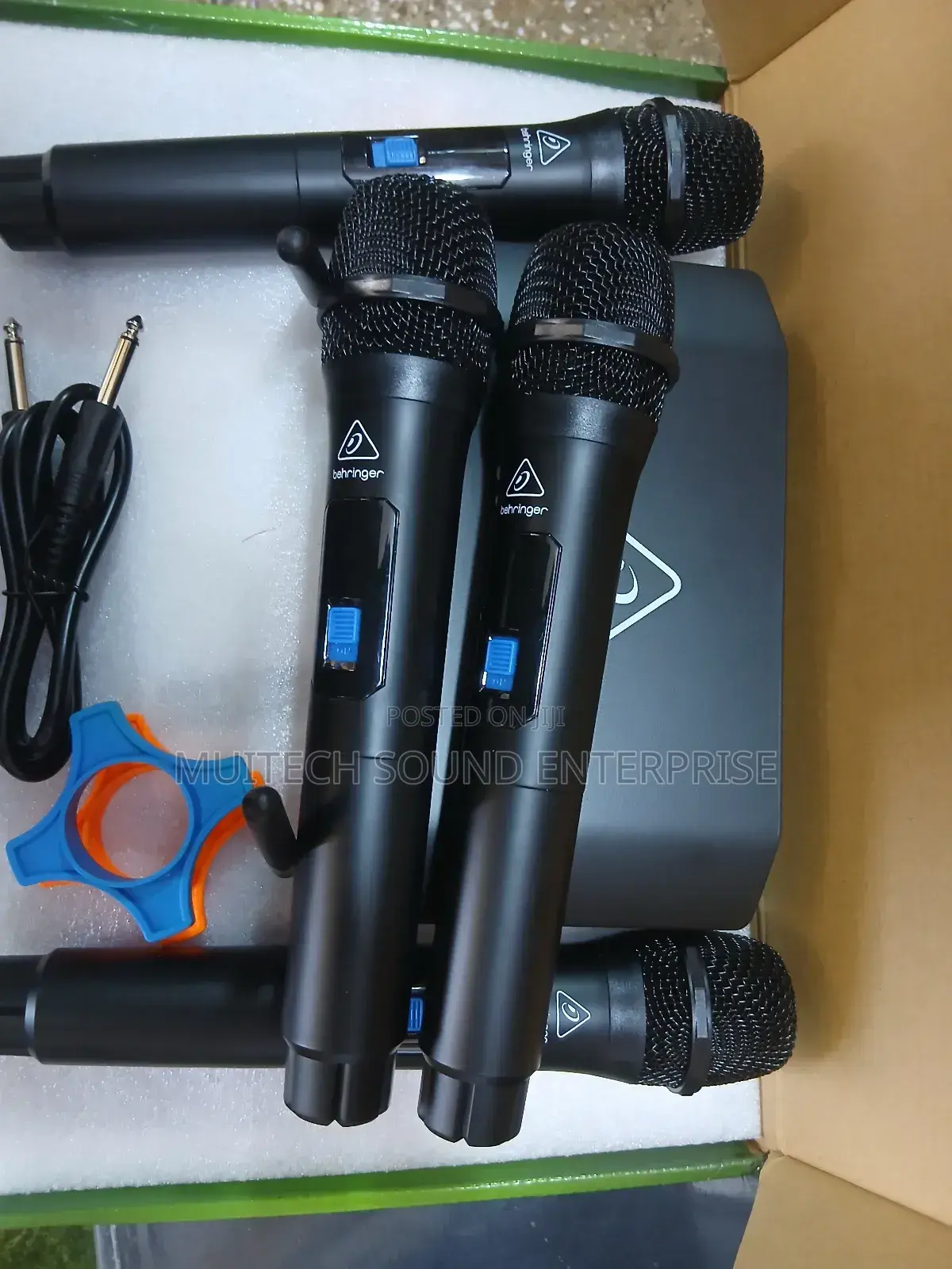 Beringer 4 in 1 Microphone