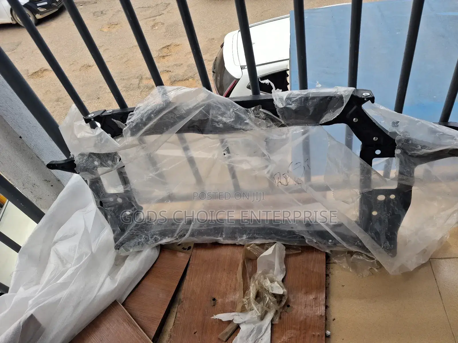 Radiator Support Hyndia I10 2014-2017
