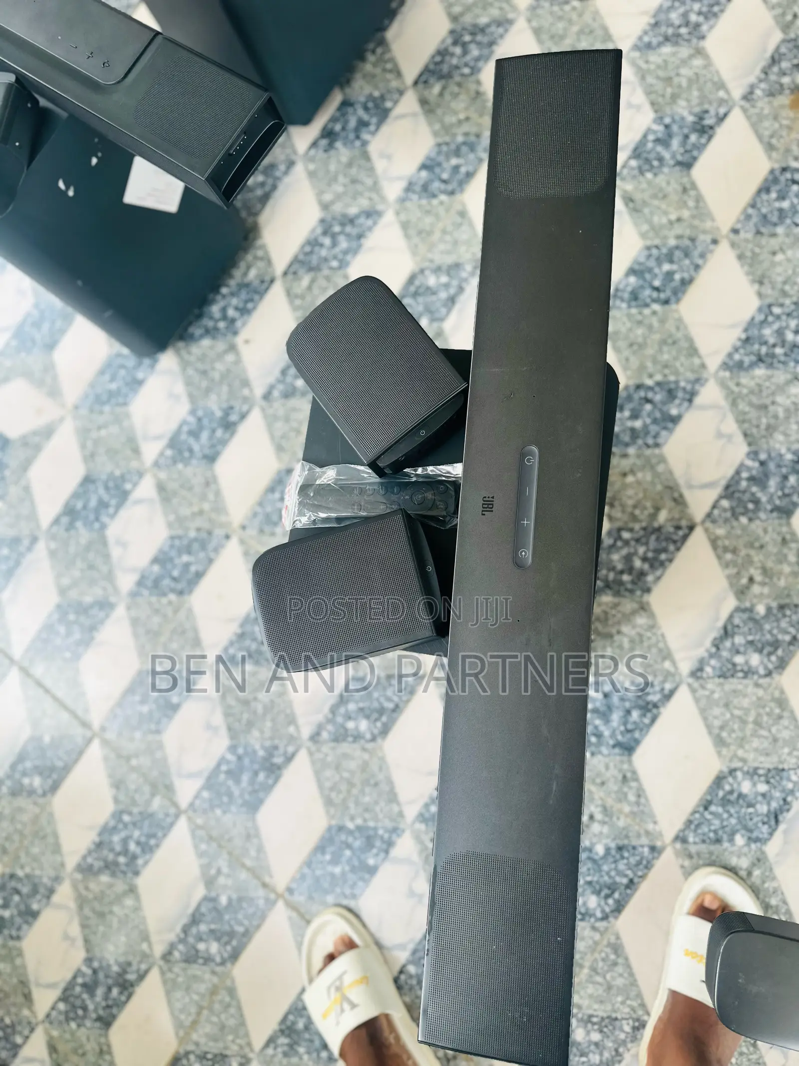 Jbl 9.1 Soundbar With Detachable Surrounds