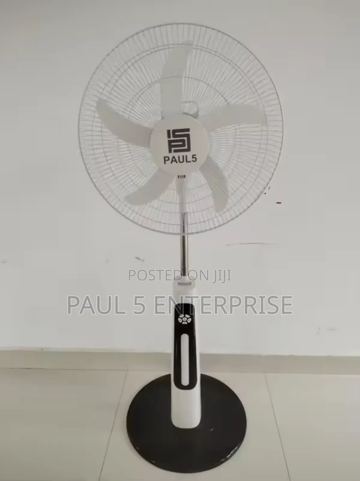 18inch Solar Rechargeable Fan With Bulbs