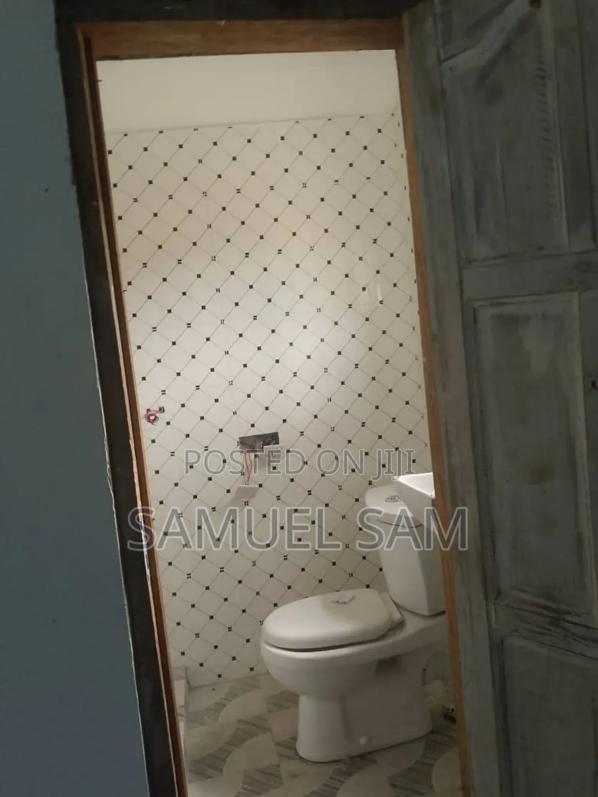 2bdrm Apartment in Com.14, Tema Metropolitan for rent