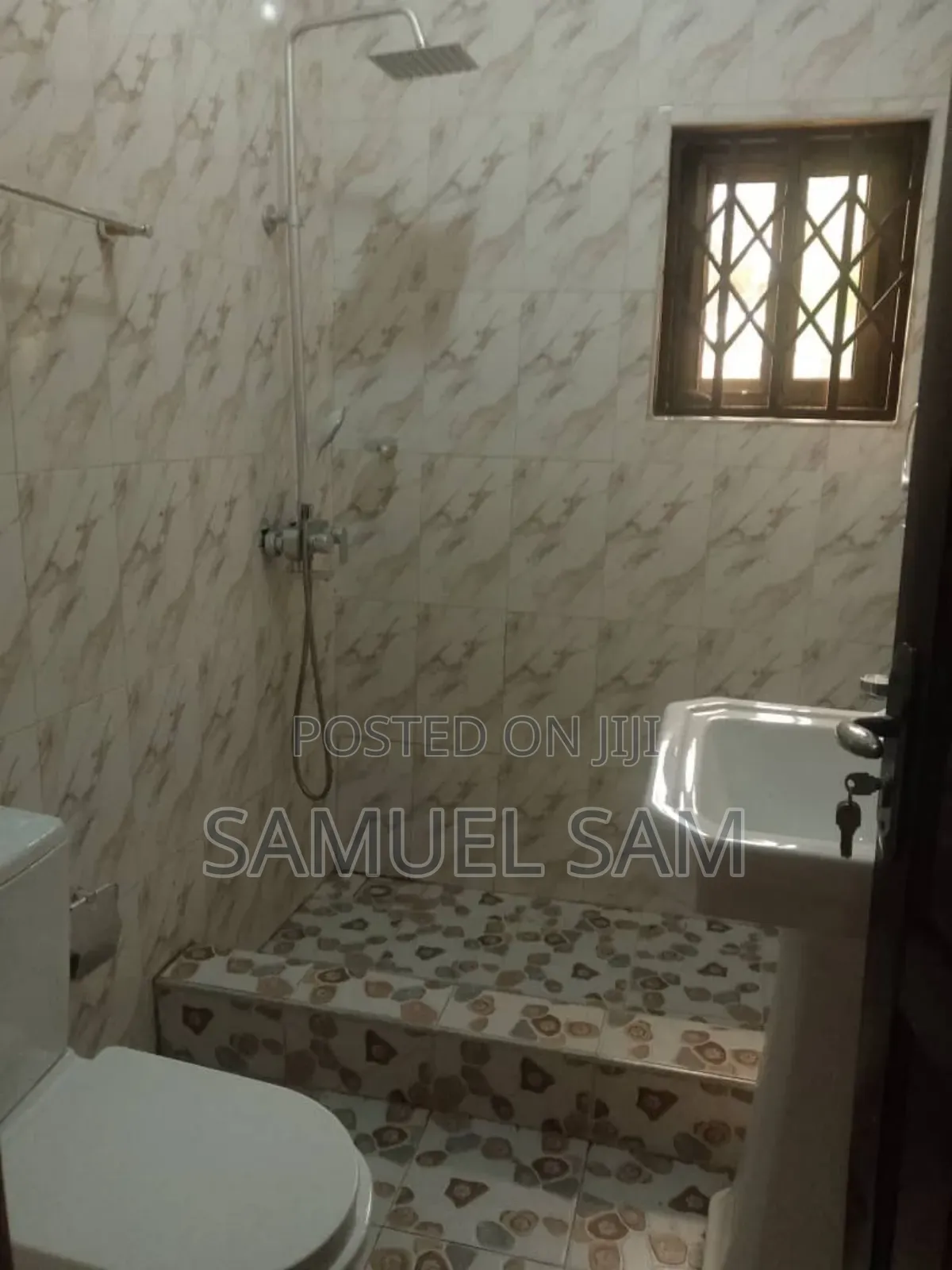 2bdrm Apartment in Kfc, Tema Metropolitan for rent