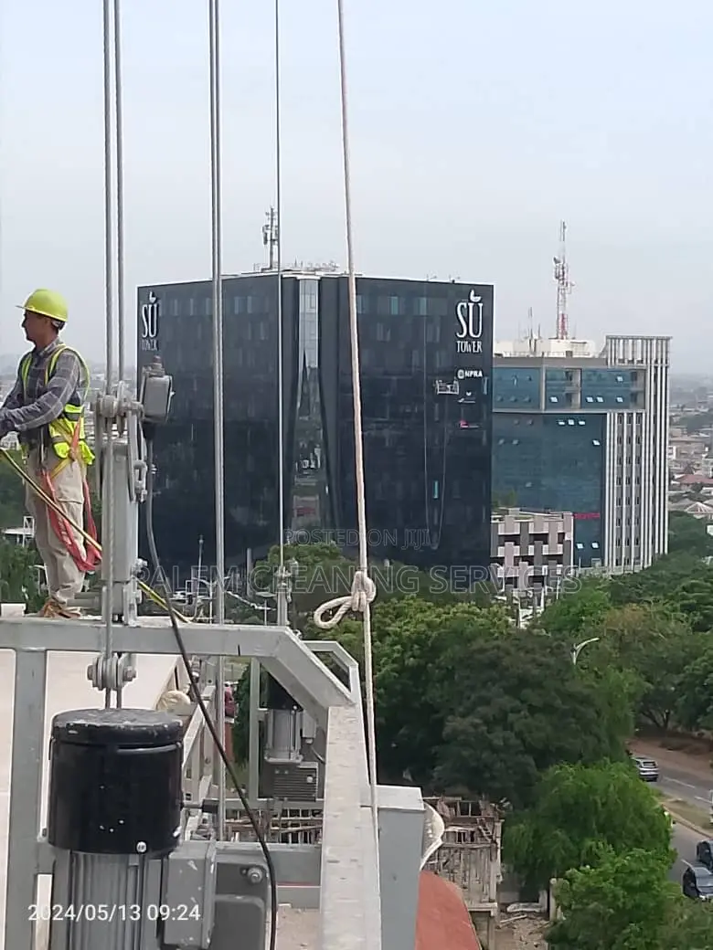Cleaning Off Towels, Glass and Alucuboard