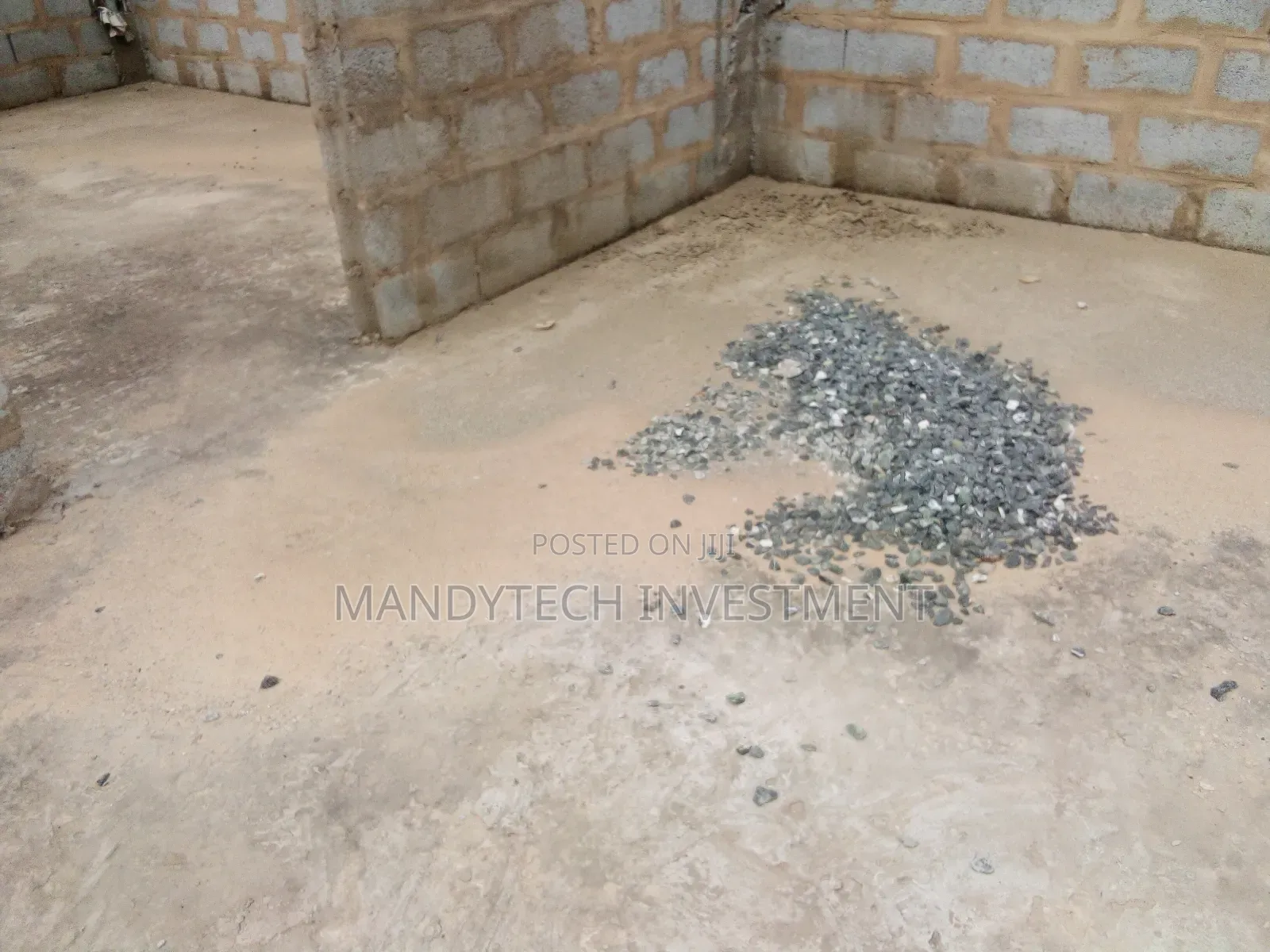 Unique 3 Bedroom Uncompleted House - Katamanso