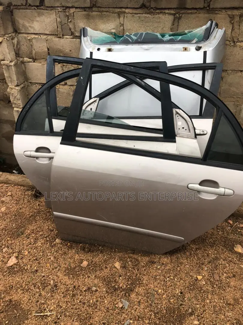 Toyota Corolla 2004-2008 Doors Available