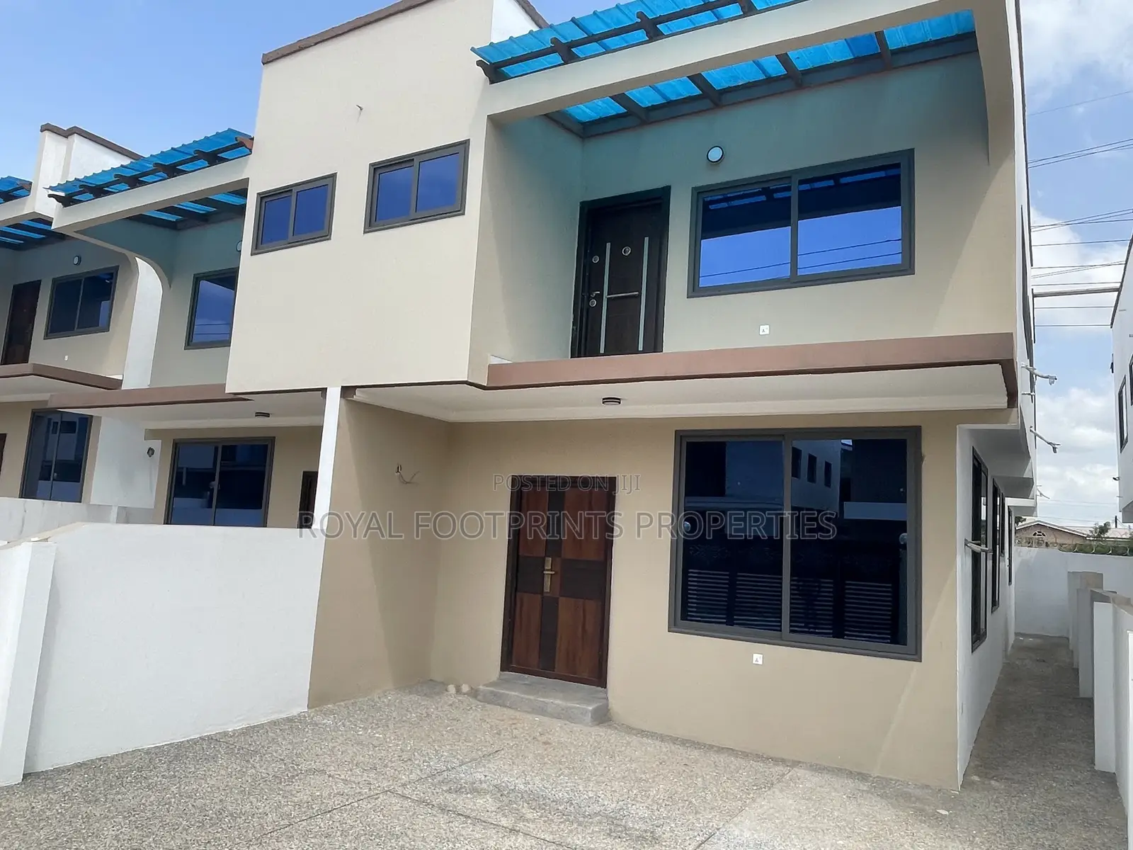 3bdrm Duplex in Luxelooks Properties, Oyarifa for rent