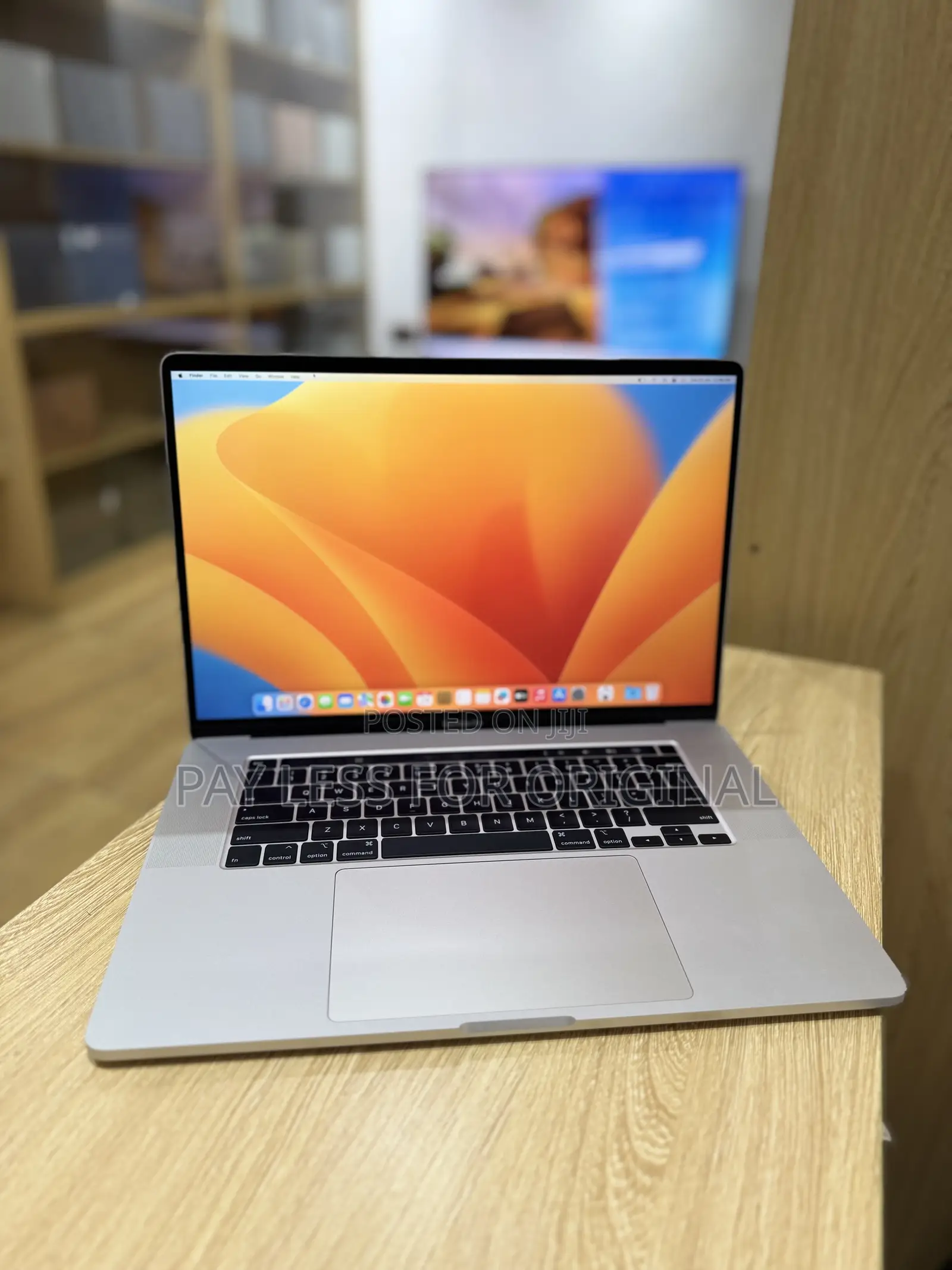 Laptop Apple MacBook Pro 2019 16GB Intel Core i7 SSD 512GB