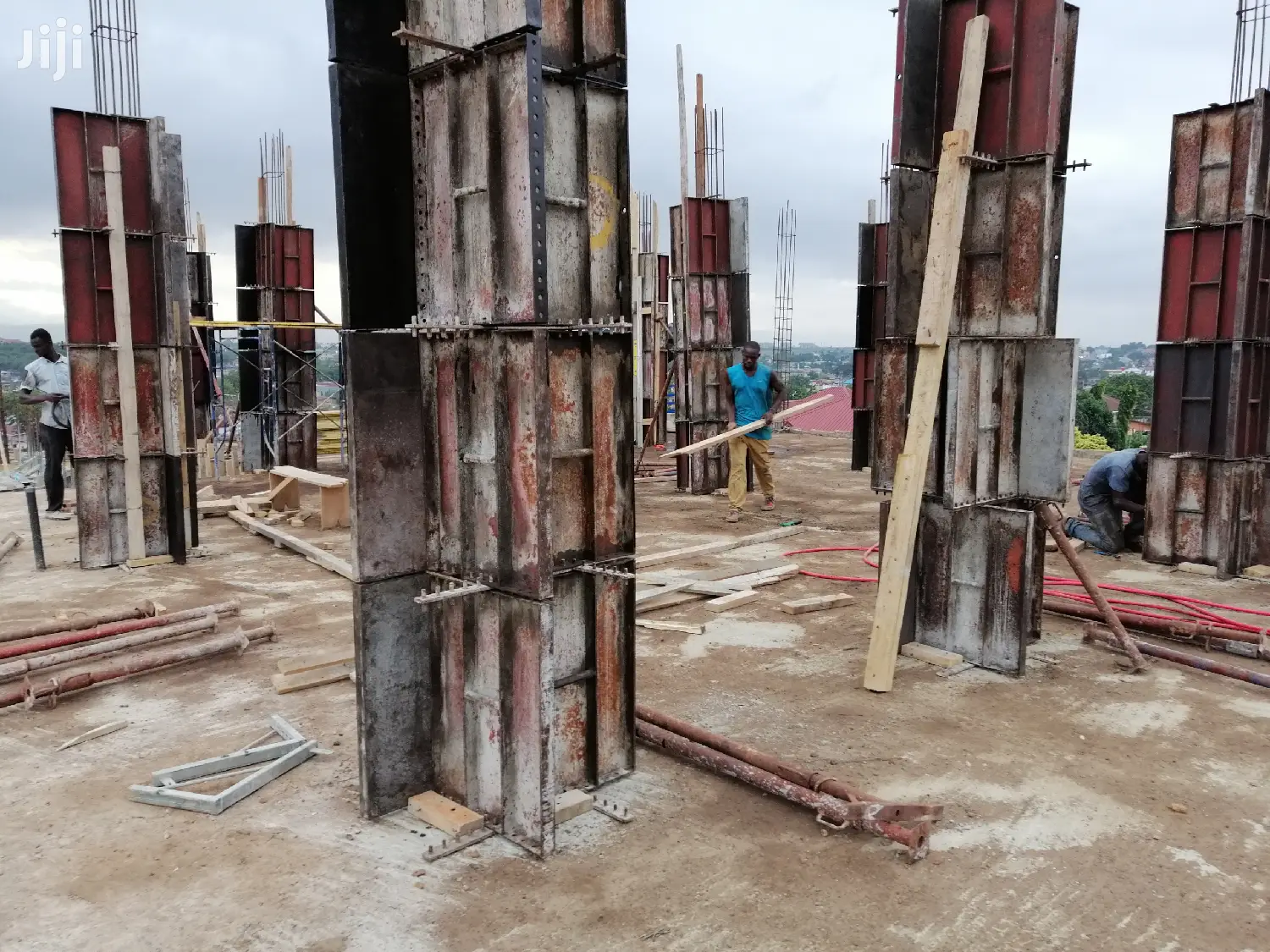 Pillar/Columns/Formwork /Concrete/Slabs/Accra/Decking/Woods
