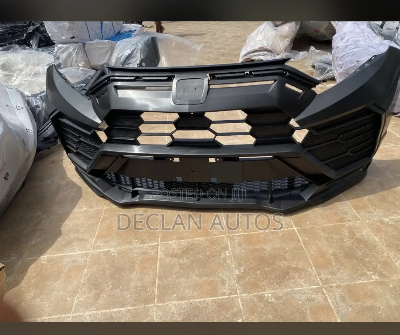 Honda Crv 2017 - 2020 Lambo Urus Front Bumper