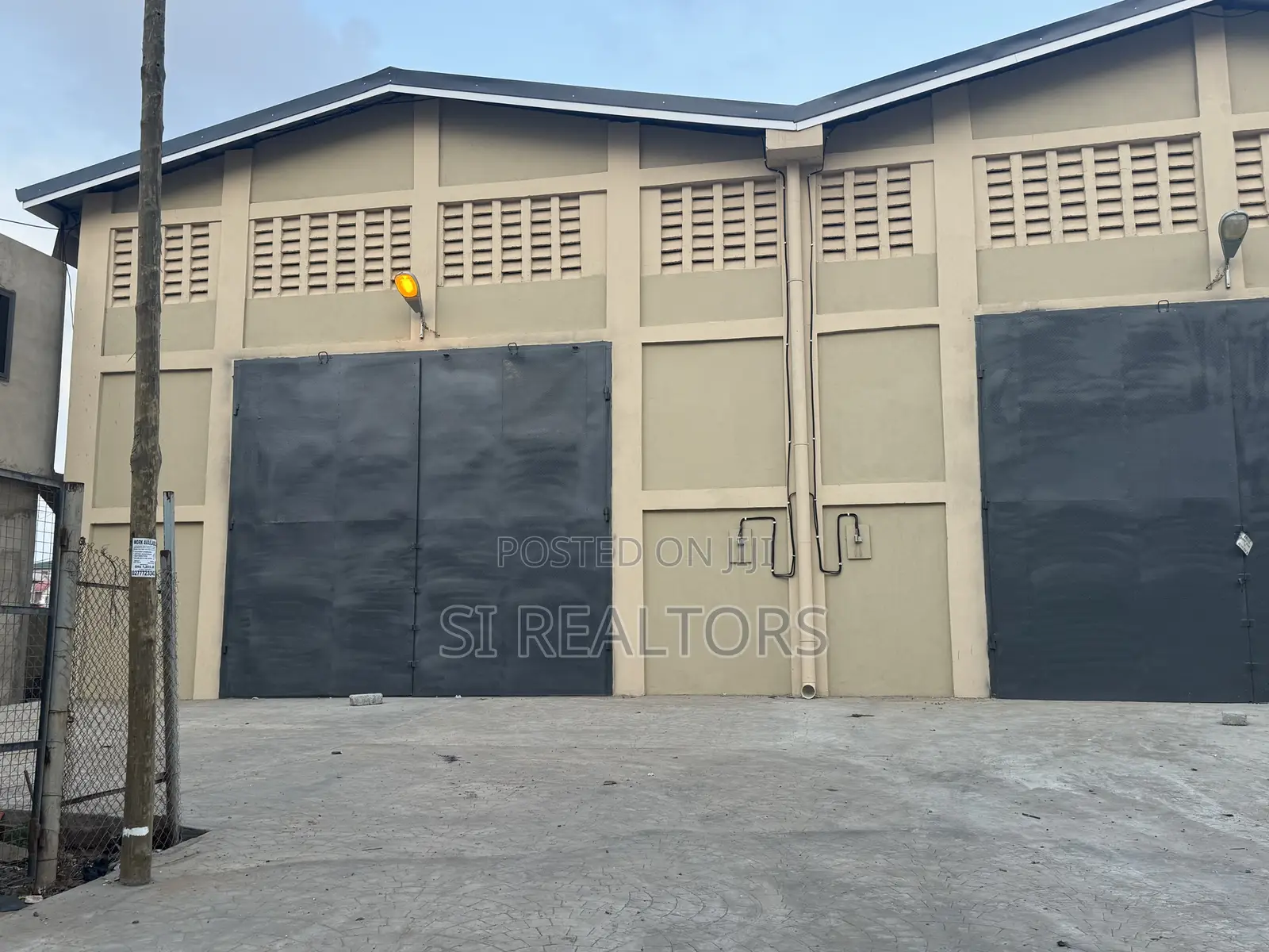 Warehouse in Spintex for Rent