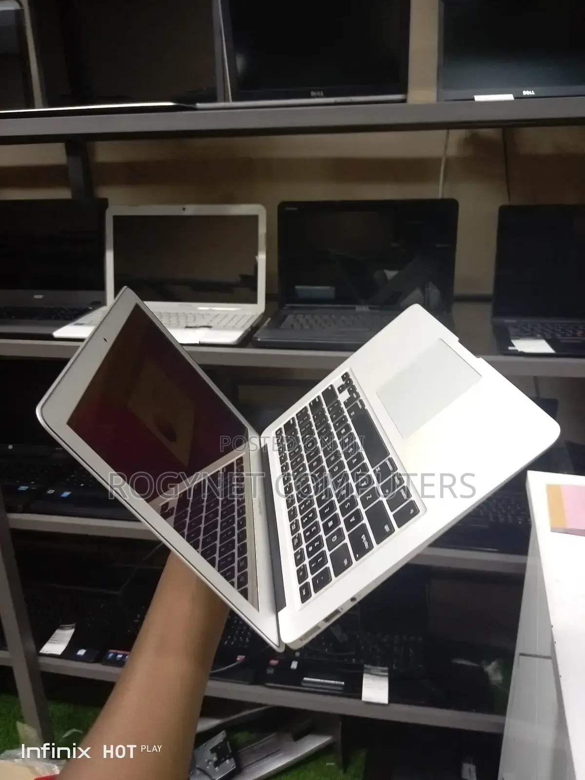 Laptop Apple MacBook Air 2017 8GB Intel Core i5 SSD 256GB