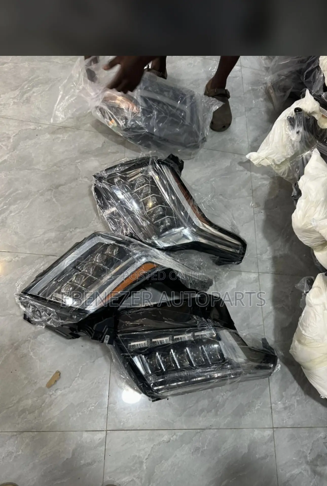Cadillac Escalade Headlights 2016 2017 2018 2019 2020