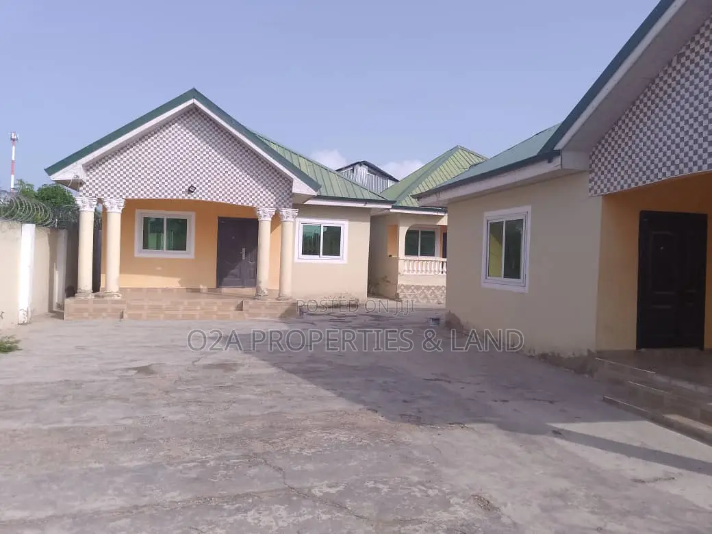 2bdrm House in Kasoa, Awutu Senya West for sale