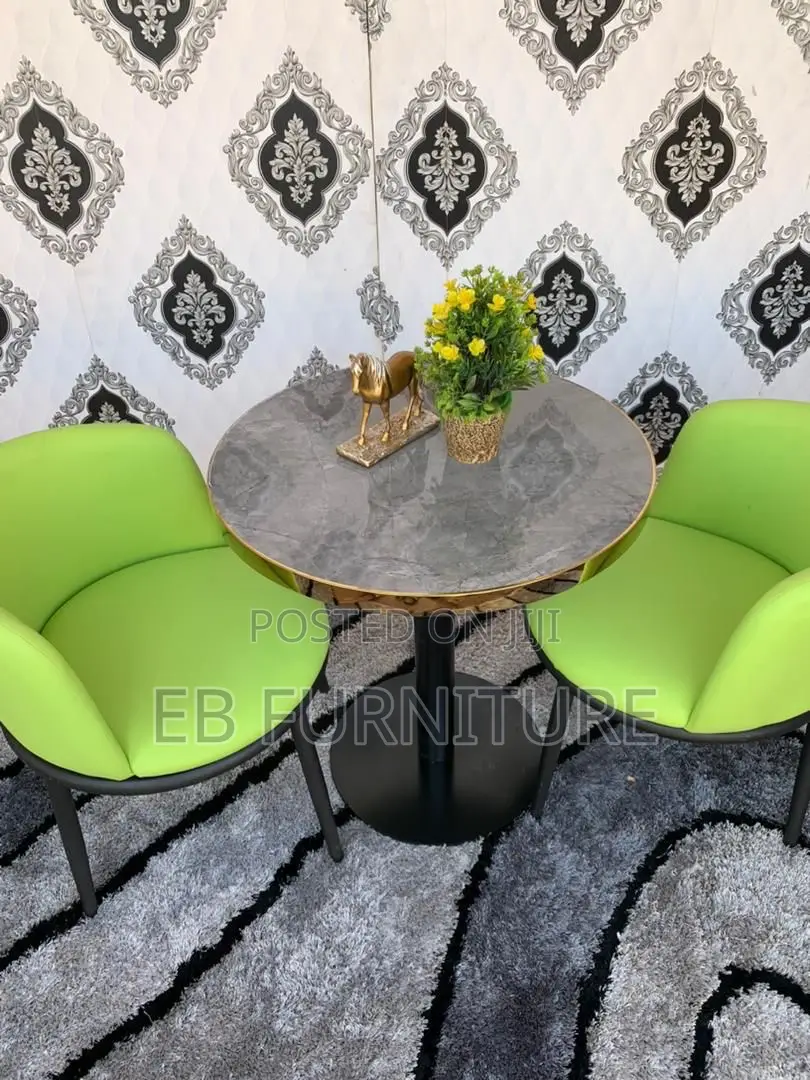 Mable Dining With Two Chairs
