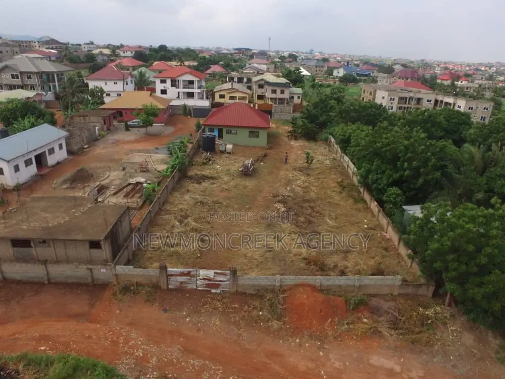 2bdrm Bungalow in Amrahia Toll Booth, Malejor for sale